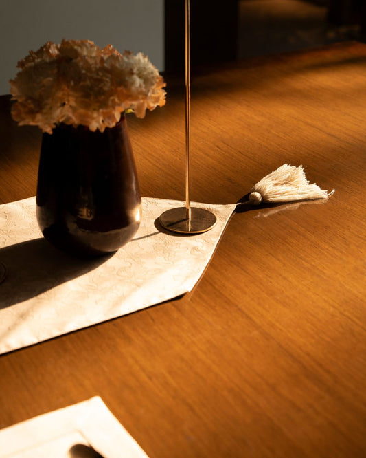 Almond Elegance Runner