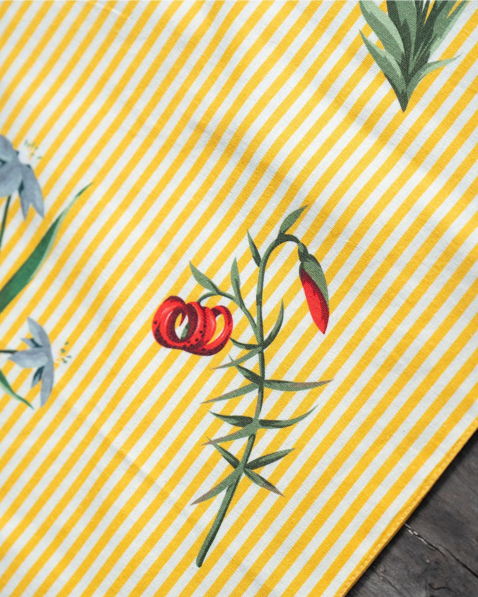 Sunlit Botanica Runner