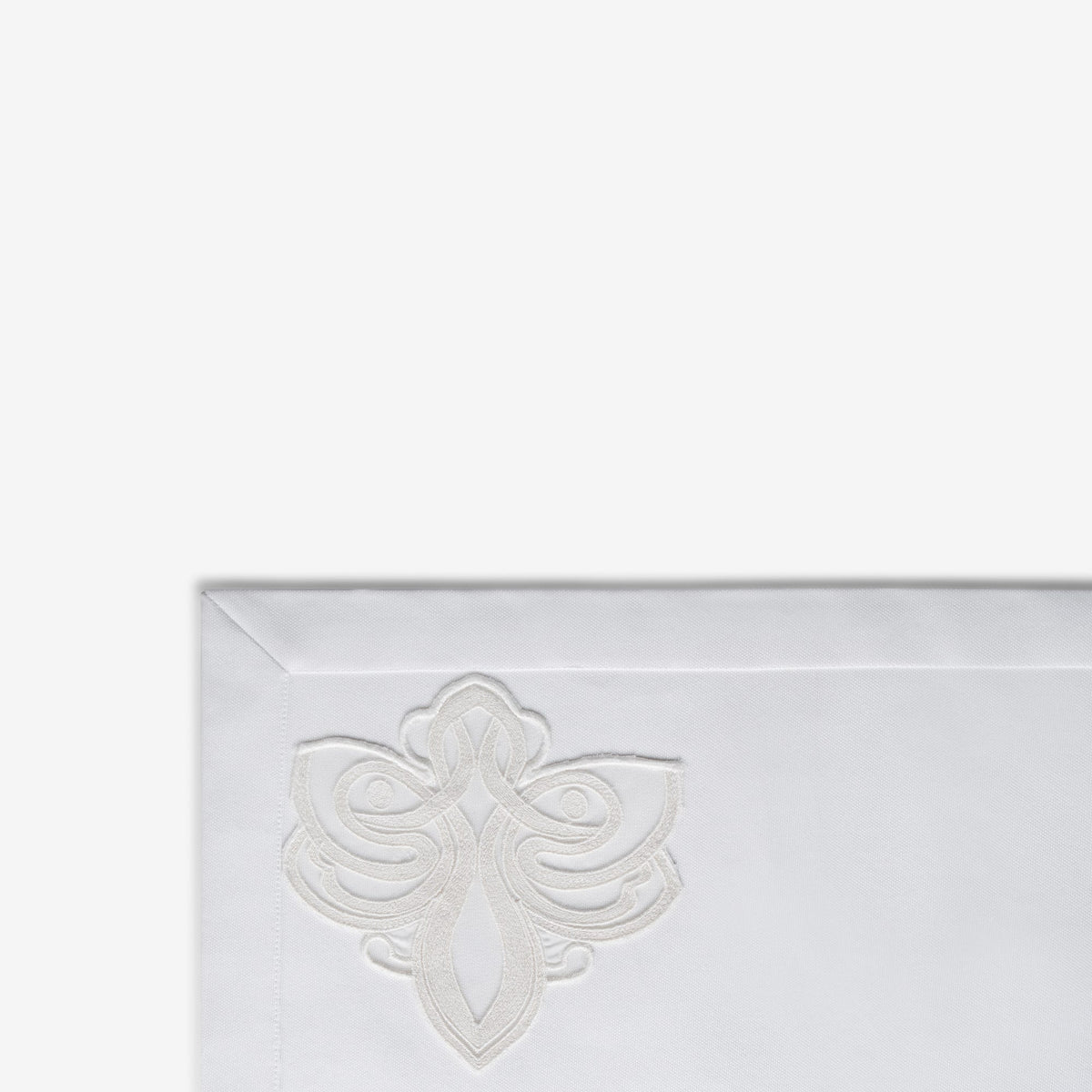 Pearl Lace Collection